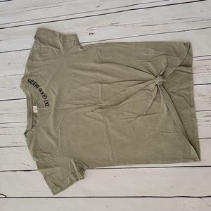 Vibe N' Do good deeds knotted tee